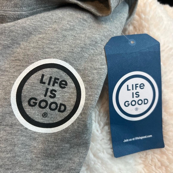 NWT long sleeve life is good crusher t-shirt - Picture 6 of 7